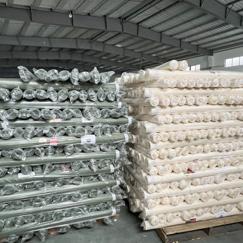 TMIE-08-1-1 70GSM 122CM Kemeja Garmen Kain Lembut dan Mengkilap Bahan Poliester 100% Dicelup dengan Kain Poplin Poliester Dipoles