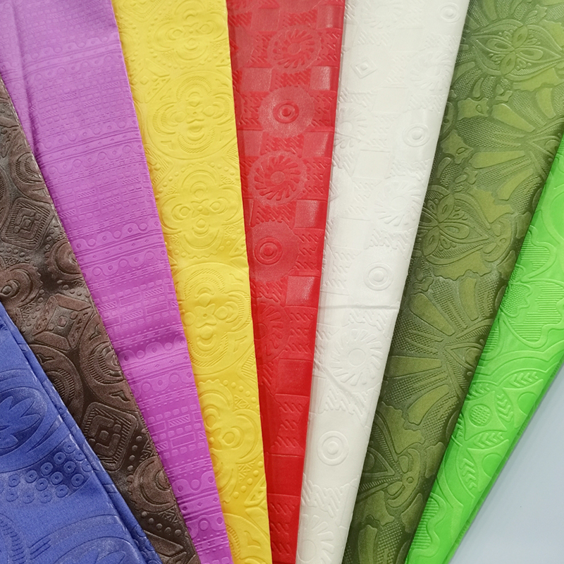 TMIE-08-2-1 Kain Lebar Sempit Kepadatan Tinggi 100GSM Warna Disesuaikan Dicelup dengan Kain Poplin Poliester Timbul 3D
